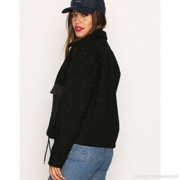 New Dr Denim Emlin Box Crop Faux Shearling Jacket Black Boucle Small $220 - Picture 3 of 5